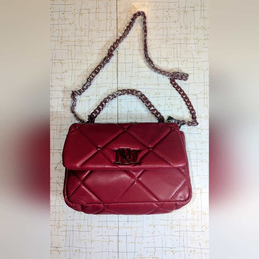 New Badgley Mischka red quilted Crossbody 9x7